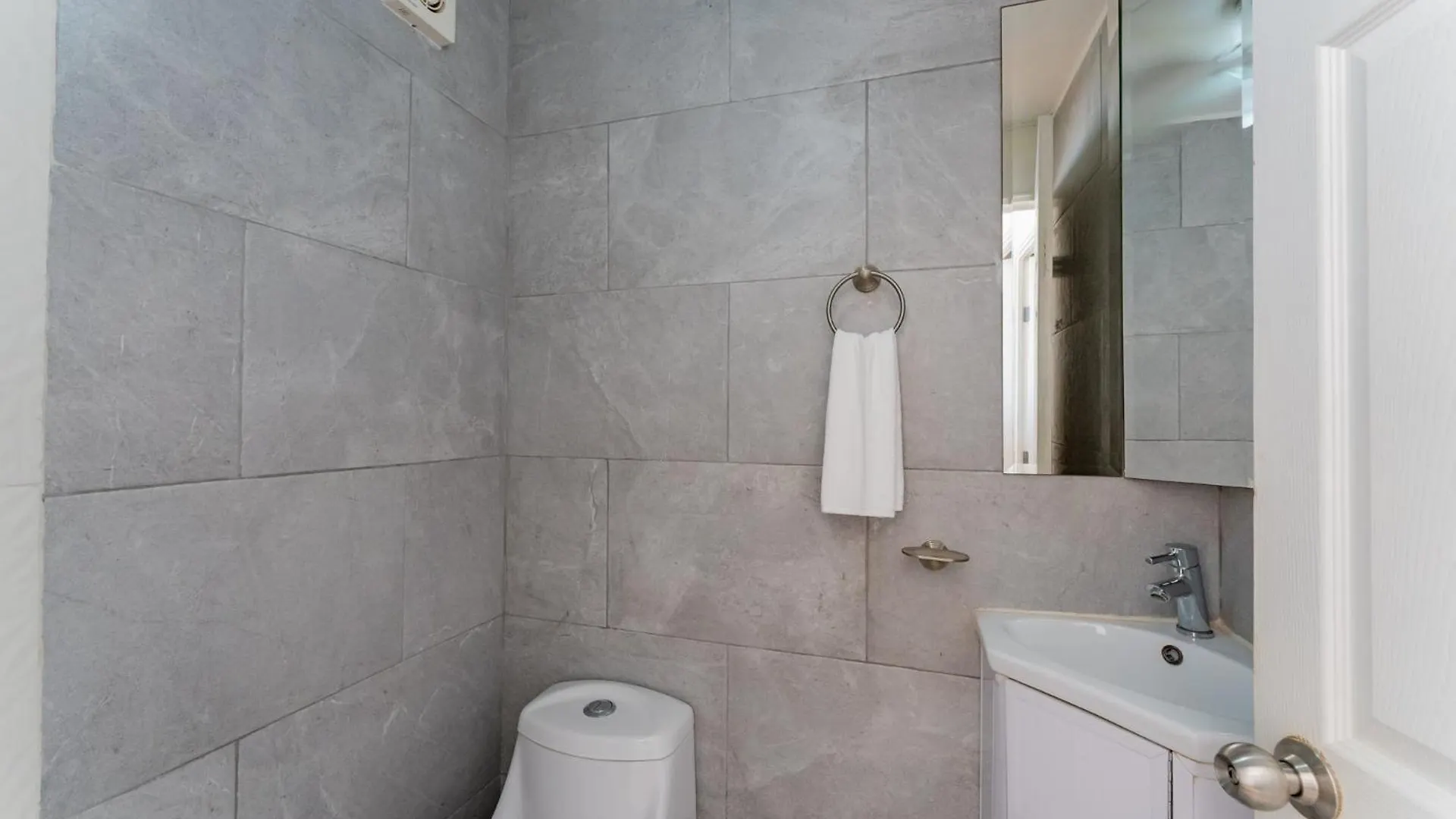 Beachfront Villa 4Br Hotel Zone كانكون