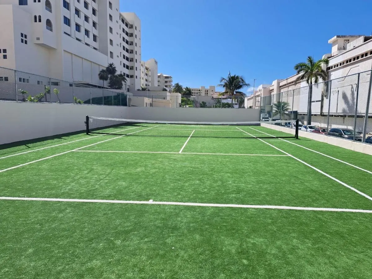 Beachfront Villa 4Br Hotel Zone Cancun