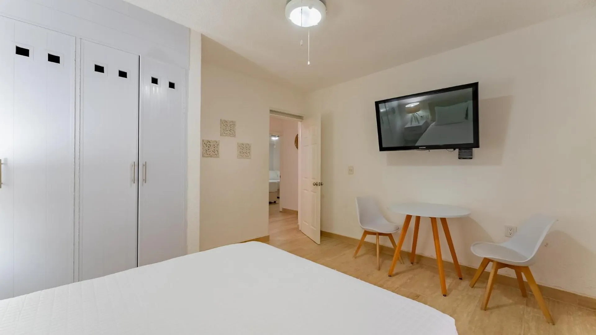 Beachfront Villa 4Br Hotel Zone Cancun