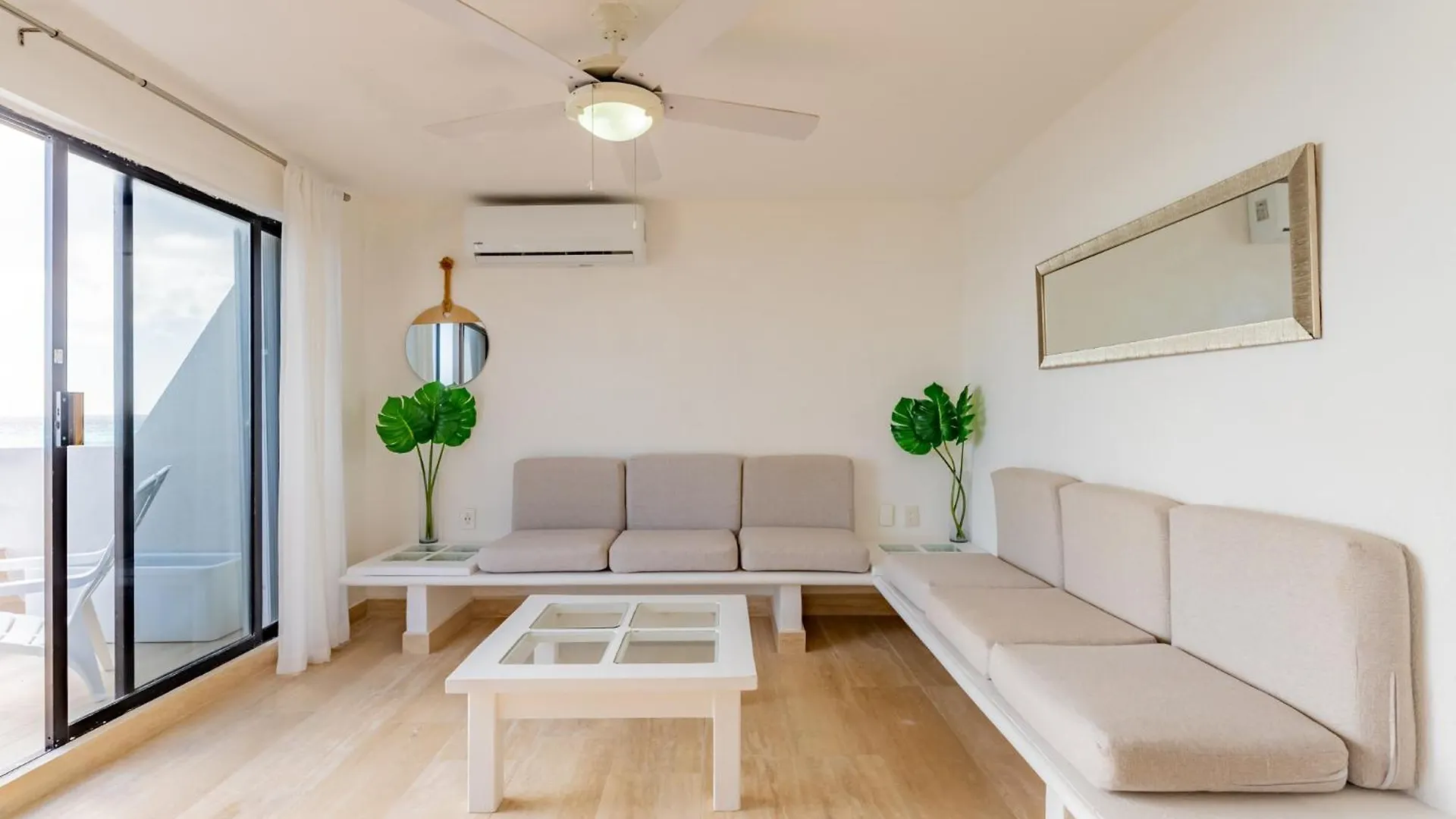 Beachfront Villa 4Br Hotel Zone Cancun 0*,  Mexico