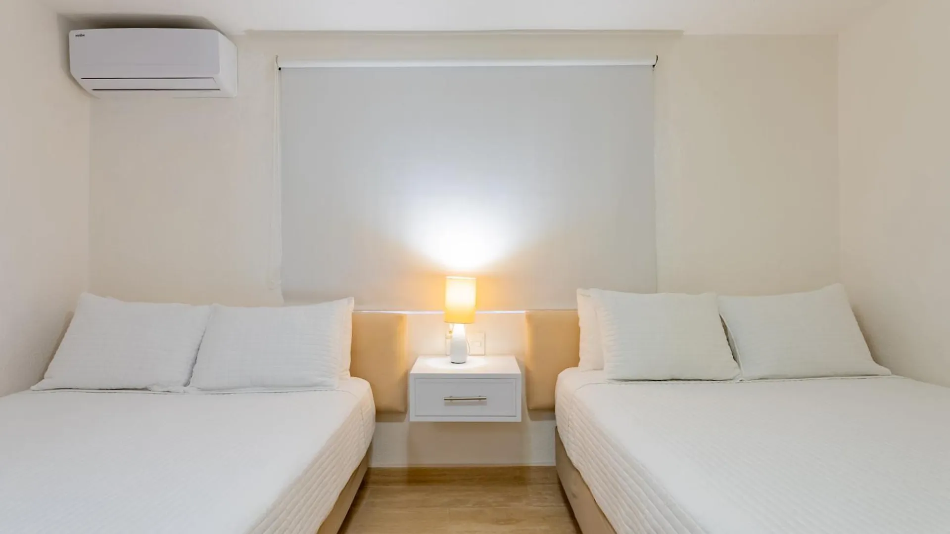 Beachfront Villa 4Br Hotel Zone Cancun