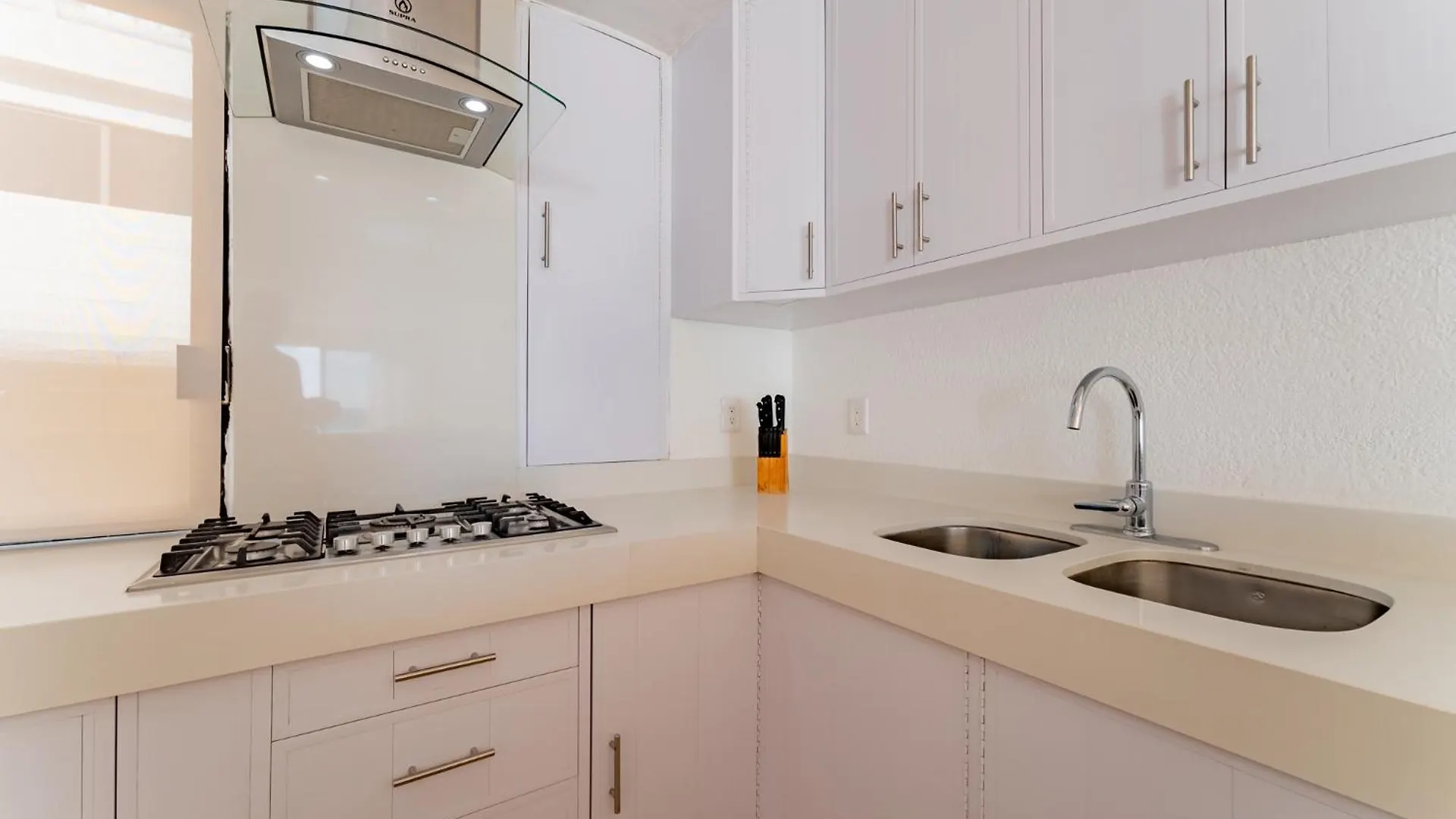 Beachfront Villa 4Br Hotel Zone Cancun