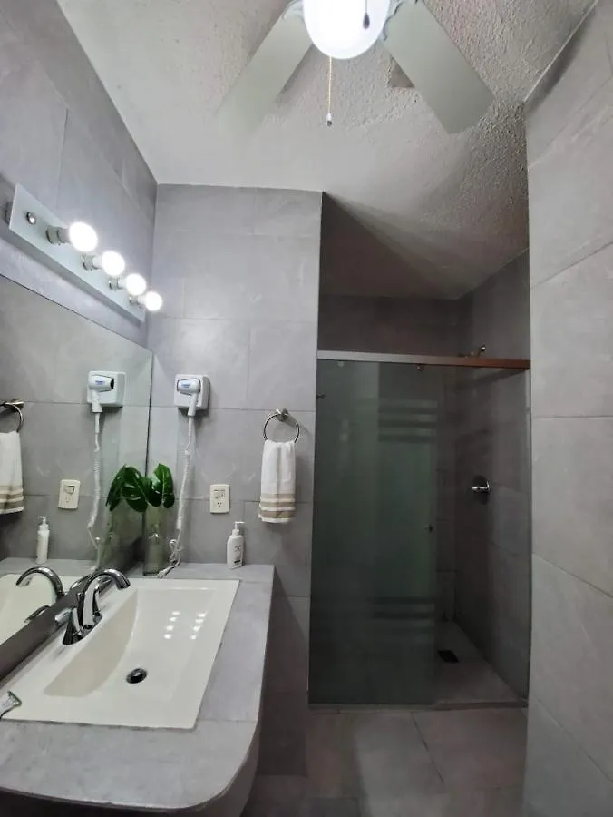 Beachfront Villa 4Br Hotel Zone Cancun Mexico